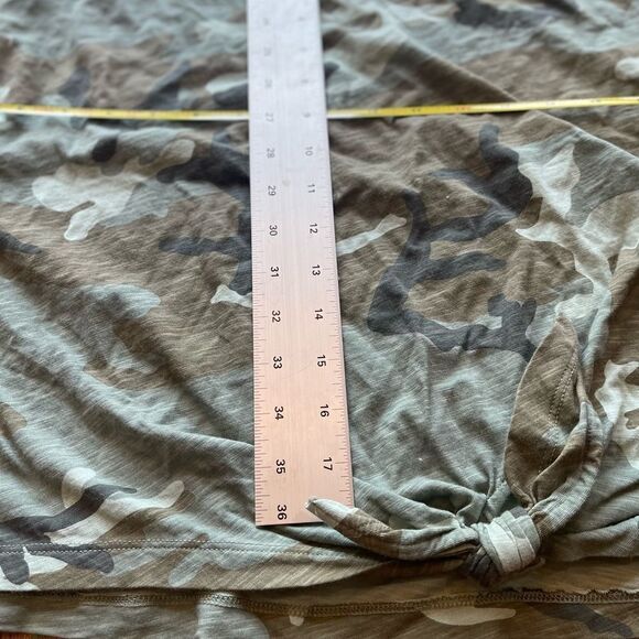 CAMOFLAUGE TIE front stitch fix tee! - Picture 8 of 12